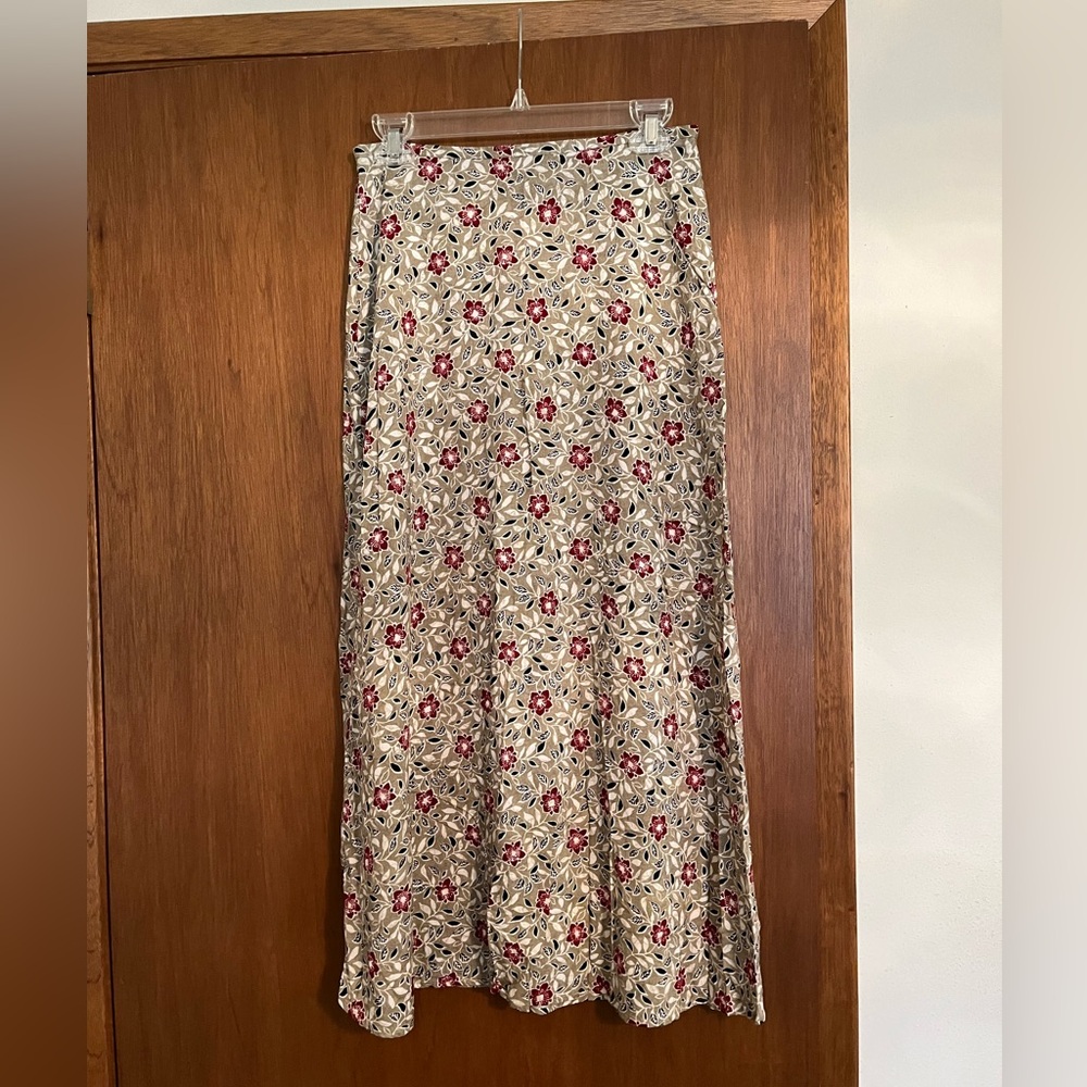 Vintage floral maxi skirt